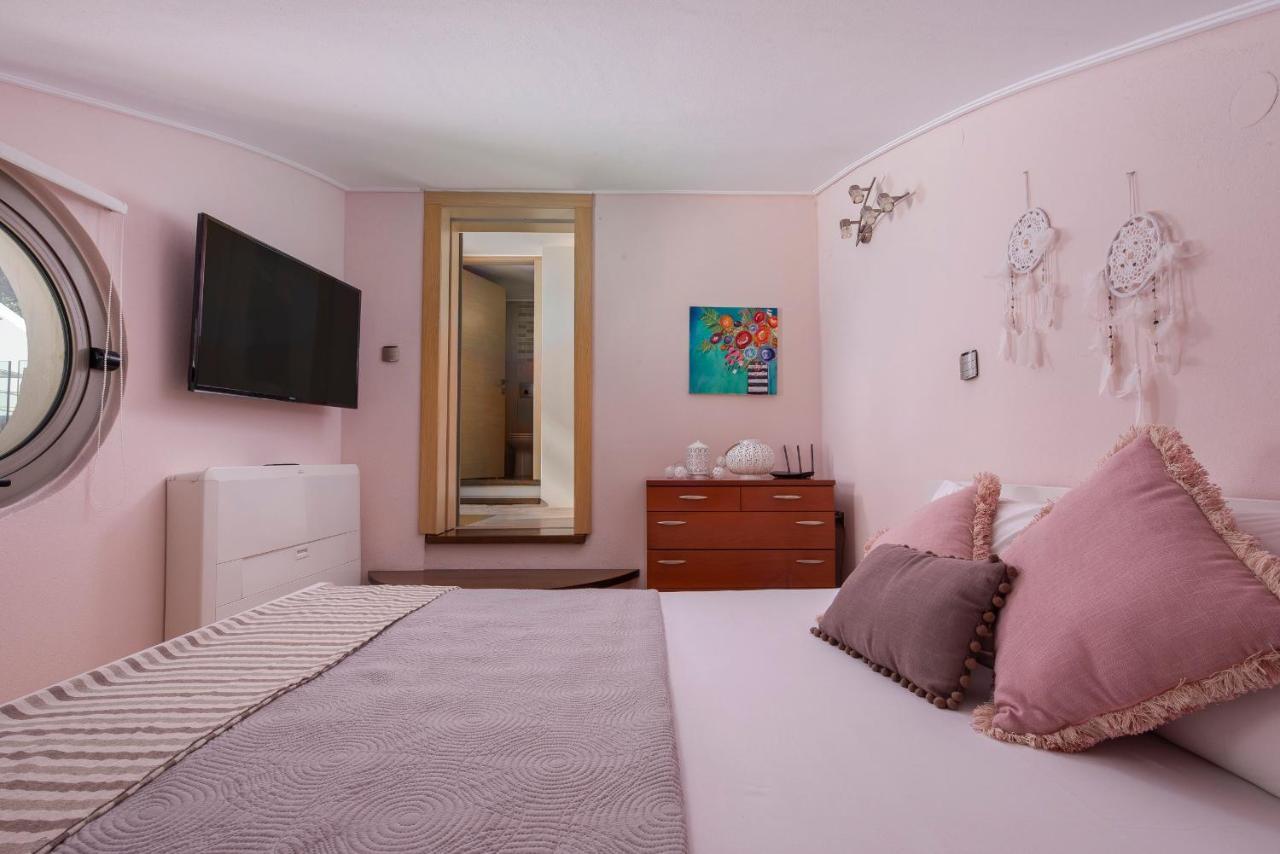 Studio Evian PalaiónTsiflíkion 外观 照片